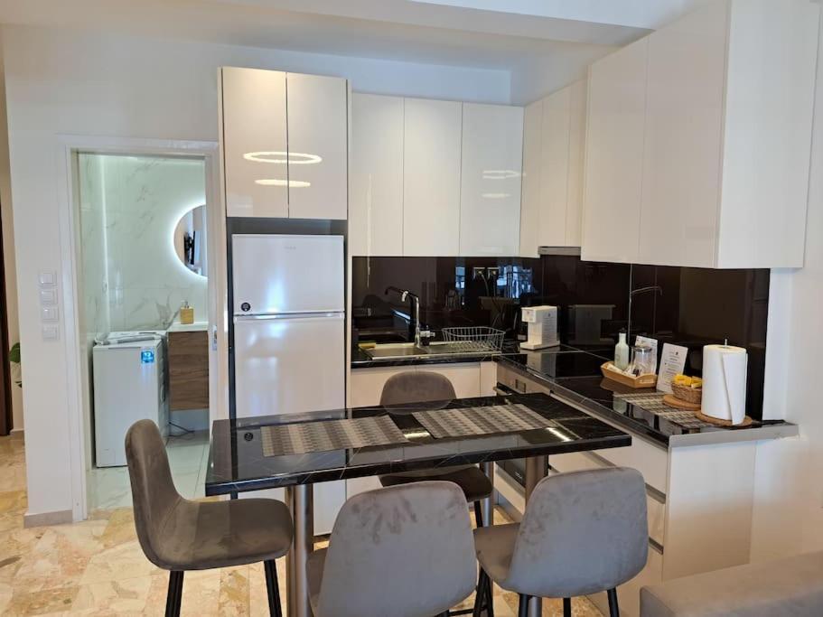 Luxury Suite Patras Luaran gambar